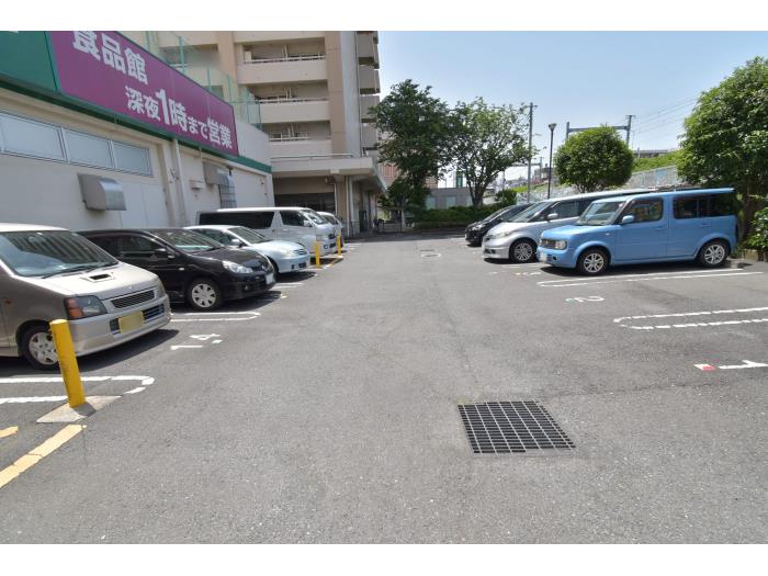 井土ヶ谷東団地>駐車場