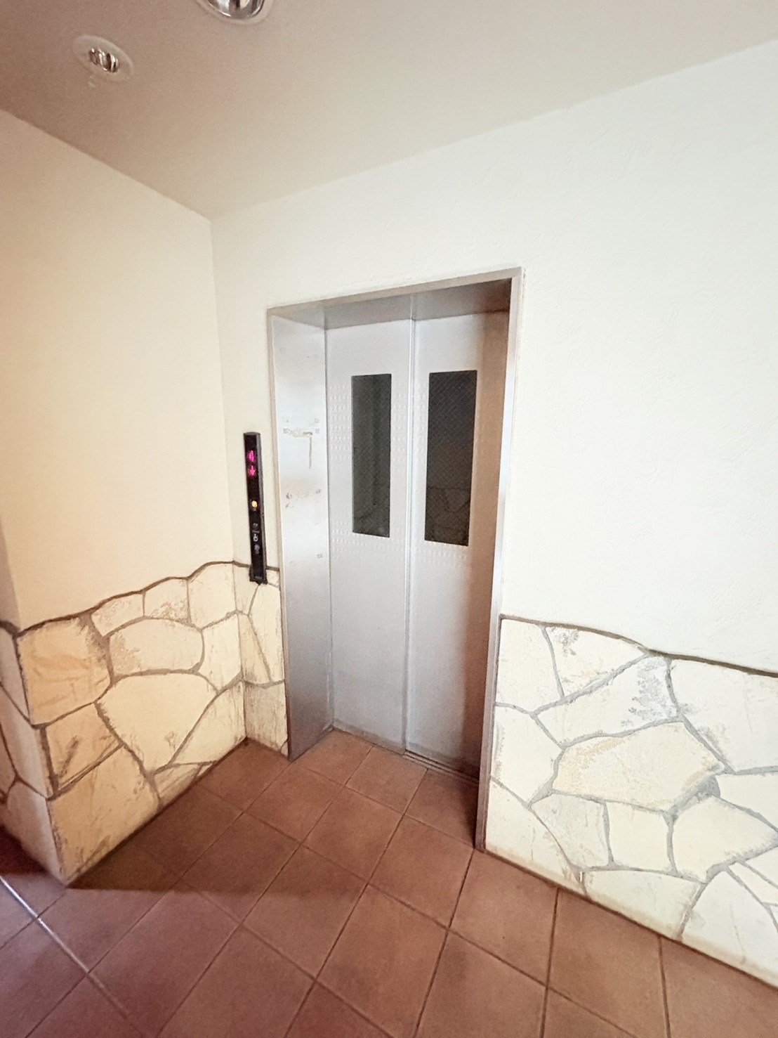 パークス新座>エレベーター