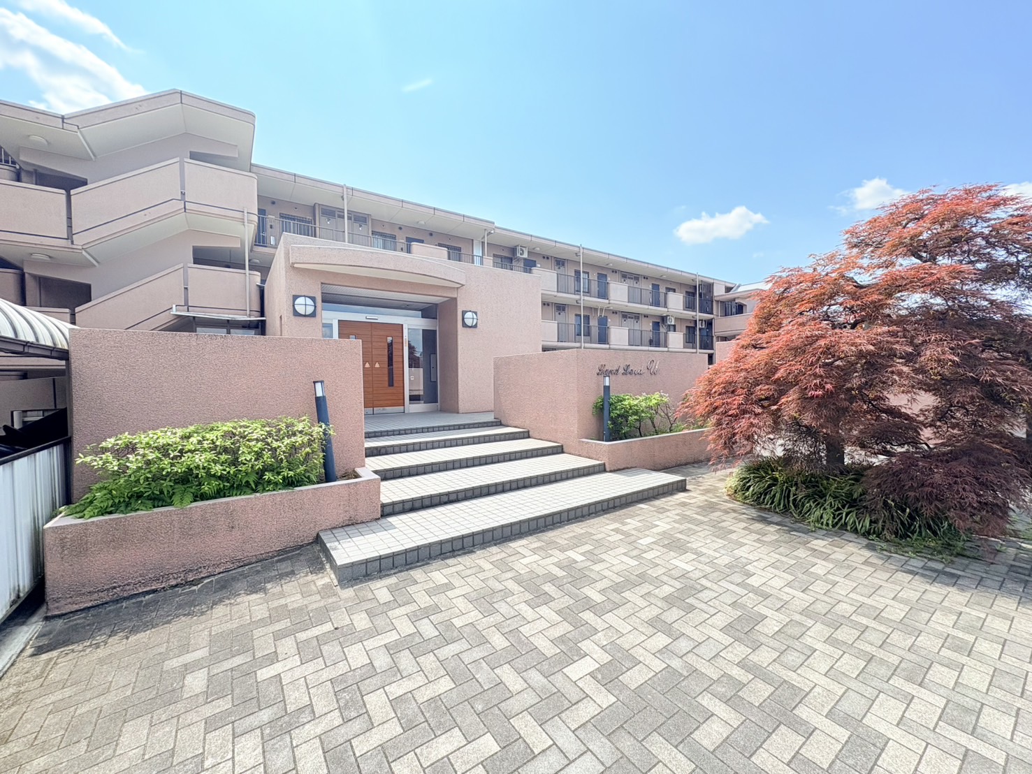 ランドロードU＞外観②