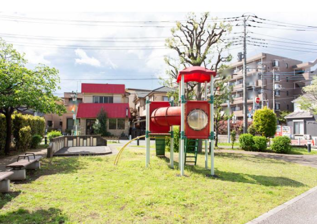 コンフォール本郷町＞敷地内公園