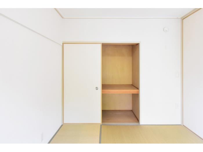 南六郷一丁目団地＞和室収納