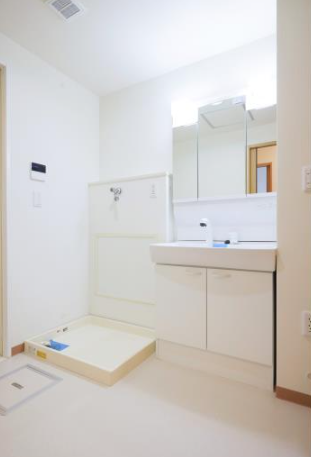 サンヴァリエ藤井寺＞洗面所