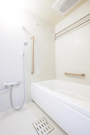 サンヴァリエ藤井寺＞浴室