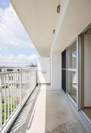 サンヴァリエ藤井寺＞バルコニー