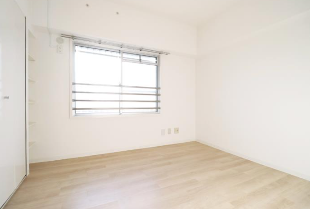 ヌーヴェル鴻池>洋室