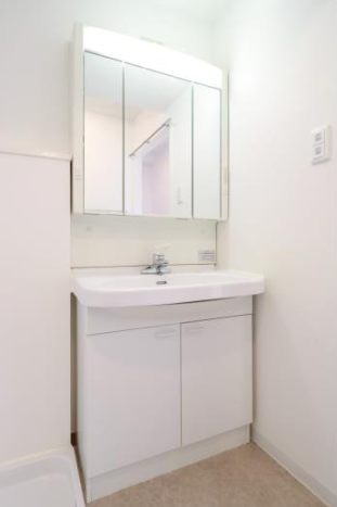 ヌーヴェル鴻池>洗面所