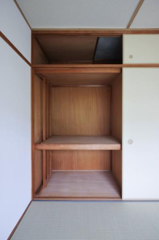 光明台団地＞和室収納