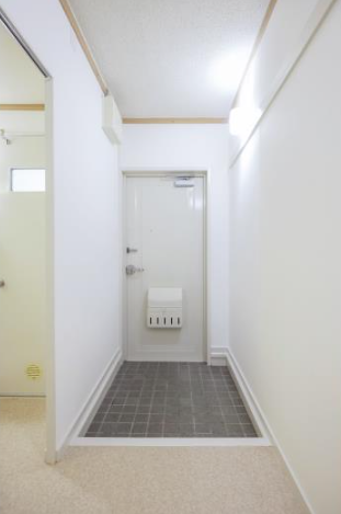 光明台団地＞玄関