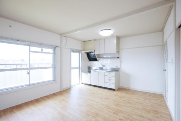 向ヶ丘第2団地＞ダイニングキッチン