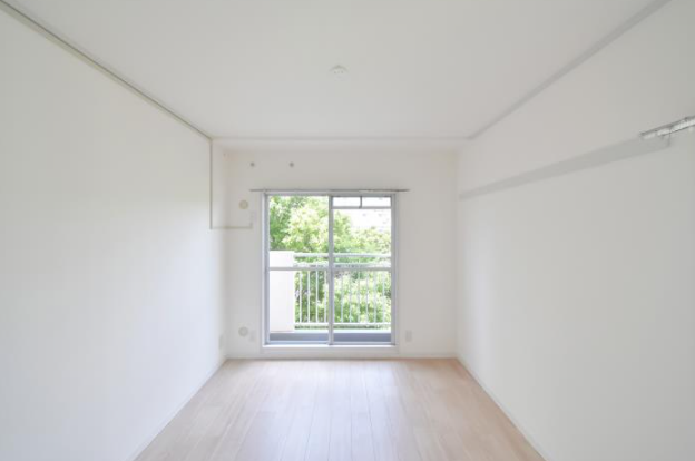 高槻・阿武山五番街＞洋室①