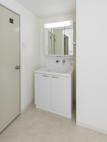 ルミナス箕面の森二番街>洗面所