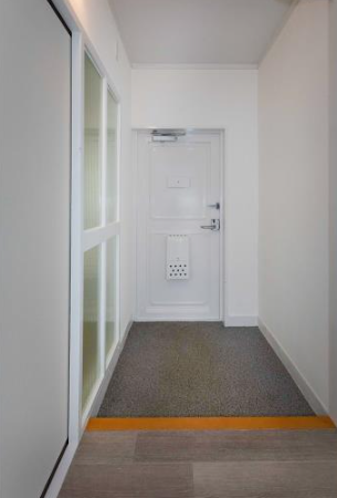 千里竹見台団地＞玄関