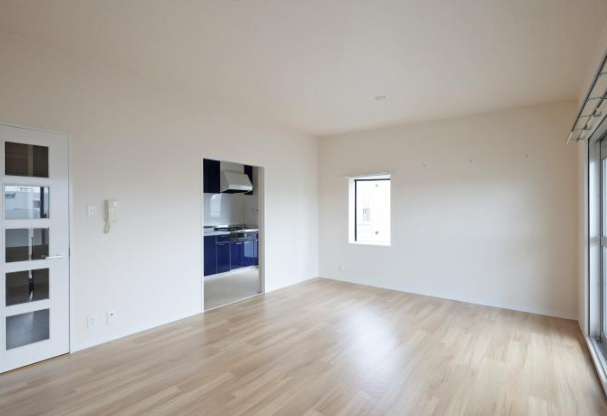 泉北城山台二丁団地＞リビングダイニング