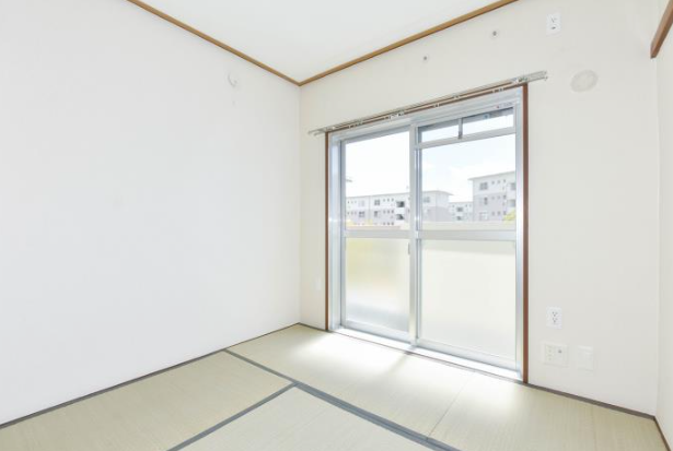 鶴山台団地＞和室