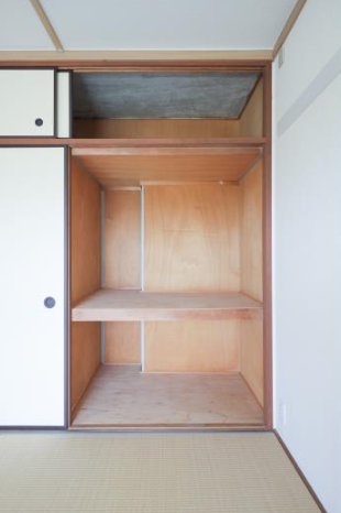 南花台団地>和室収納