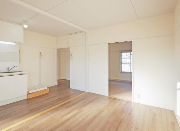 白鷺団地＞リビングダイニング