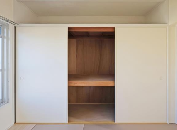 白鷺団地＞和室収納