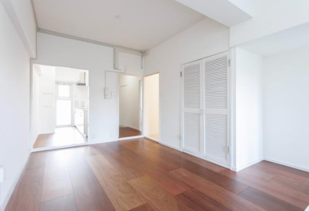 北緑丘団地＞リビングダイニング