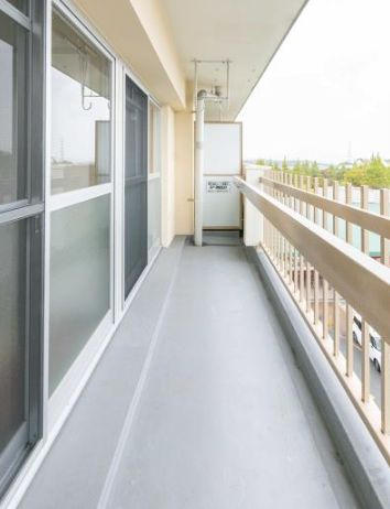 箕面粟生第1団地＞バルコニー