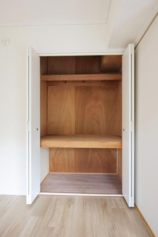 泉北鴨谷台三丁団地>洋室収納