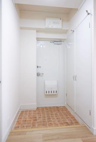 泉北鴨谷台三丁団地>玄関