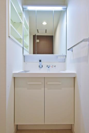 アーバニア志賀公園>洗面所