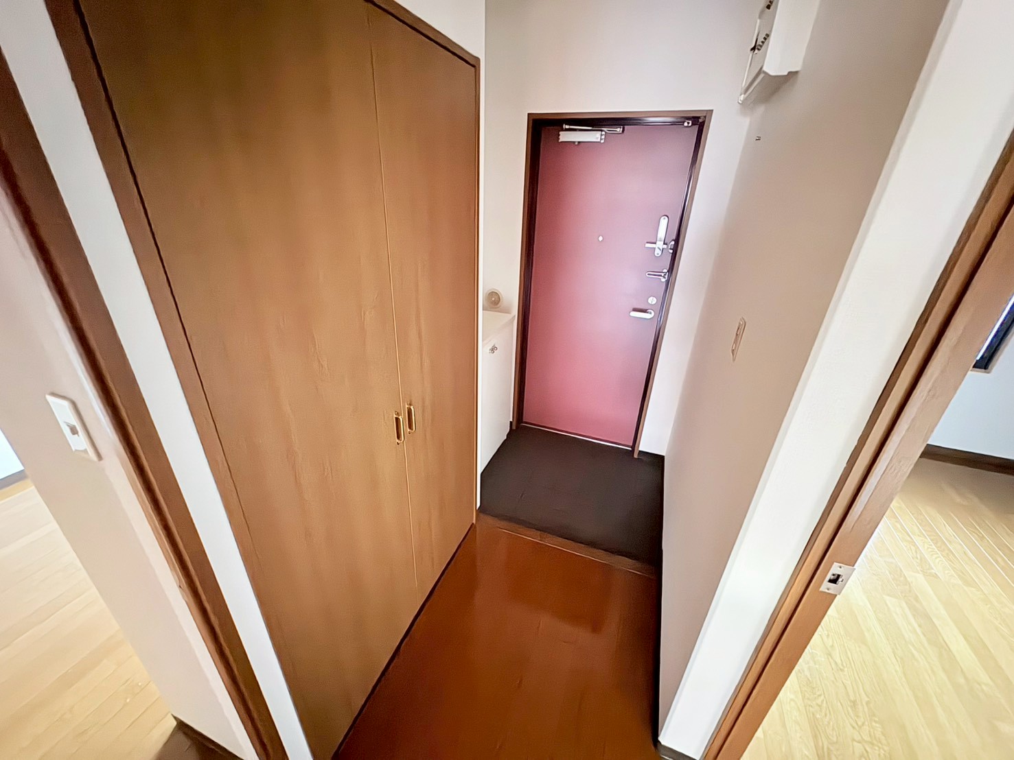 アースウインド北原台＞玄関