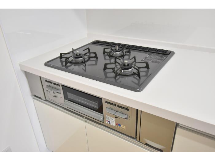 岩塚東団地＞3口ガスコンロ