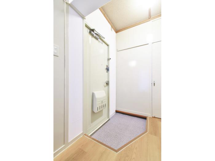 国分団地＞玄関