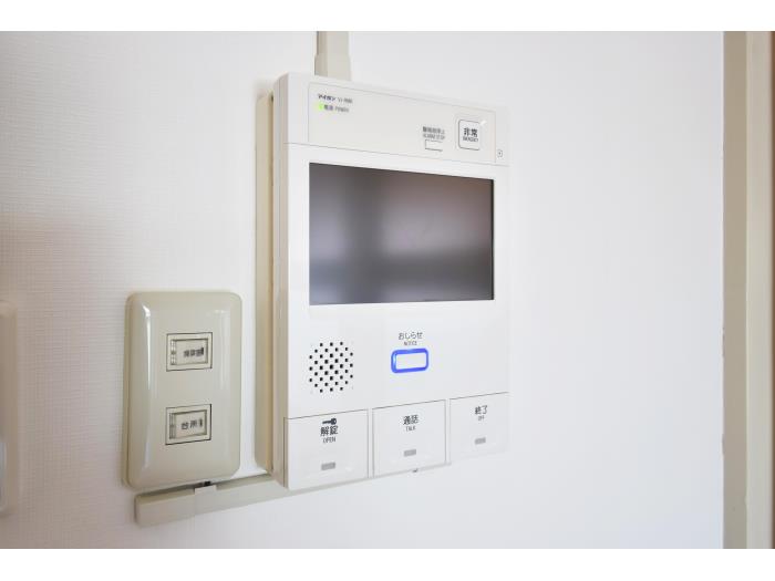 アーバンフォレスト金山＞モニター付きインターホン