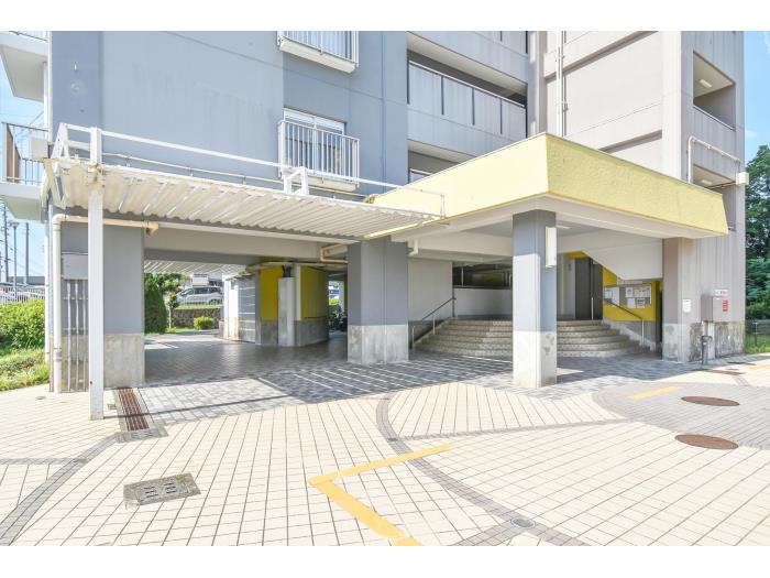 高座台団地>エントランス