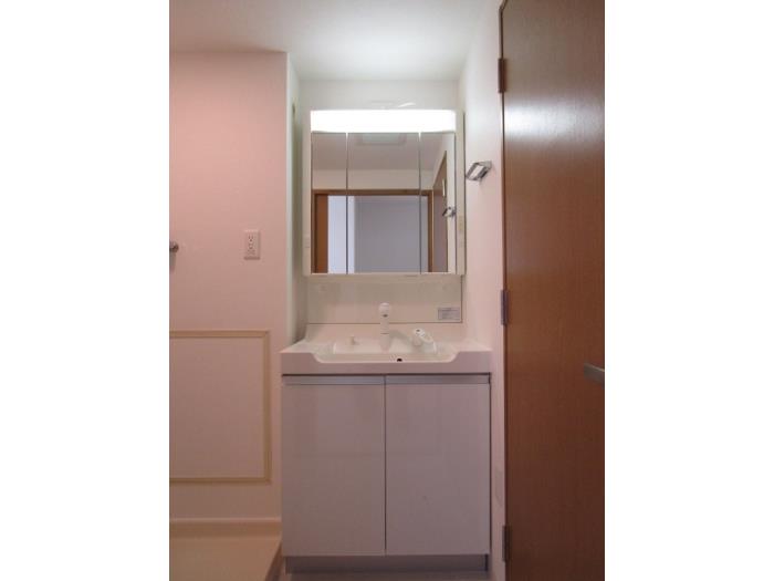 ルゼフィール尼崎金楽寺町(ルゼフィール金楽寺町)>洗面所