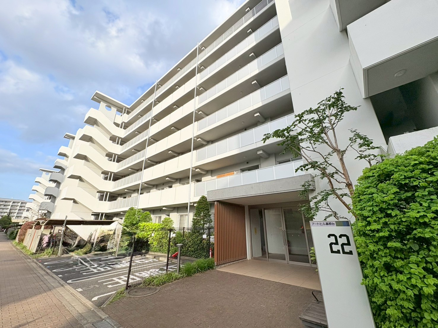 アートヒル高根台＞外観