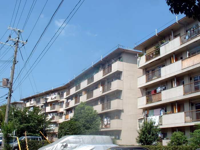 新金岡第1団地＞外観