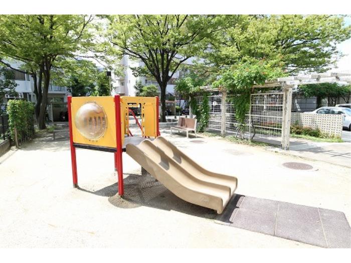 東千里山団地>敷地内公園