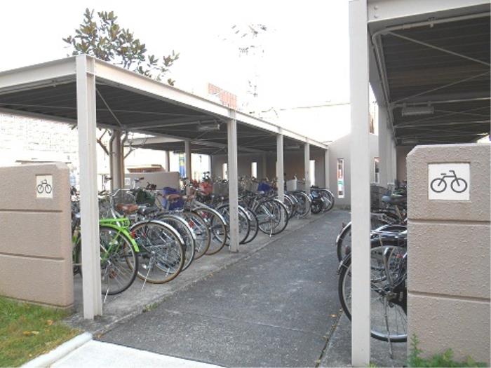 リビエール関目＞駐輪場