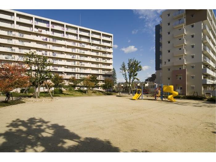 敷地内3(公園1)
