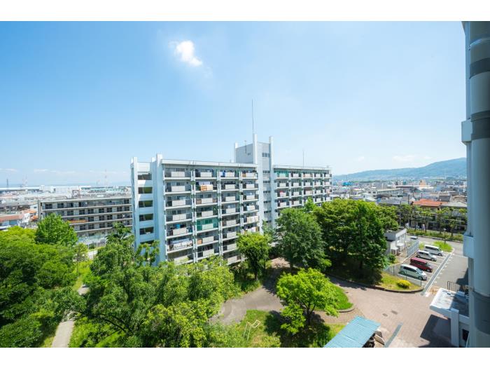 東門真団地>外観