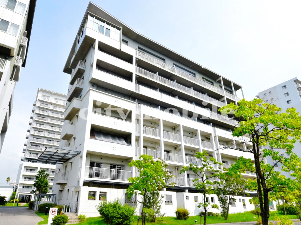 浜甲子園さくら街>外観①