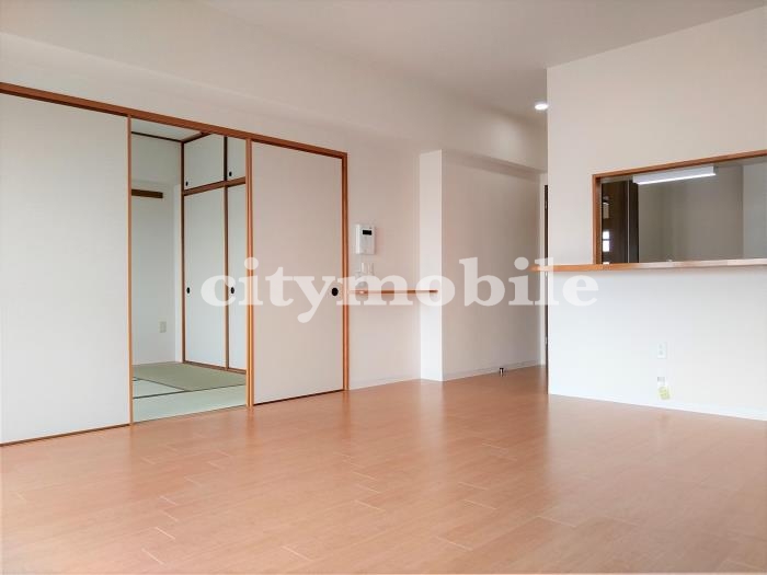 シティコート曽根東町第2＞リビングダイニング