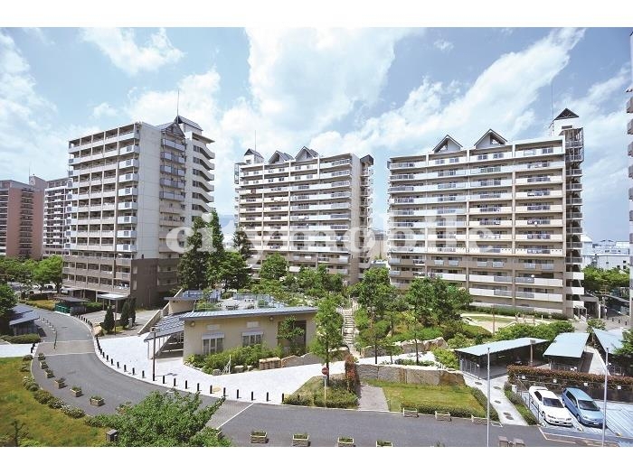 西宮マリナパークシティ丘のある街>外観①