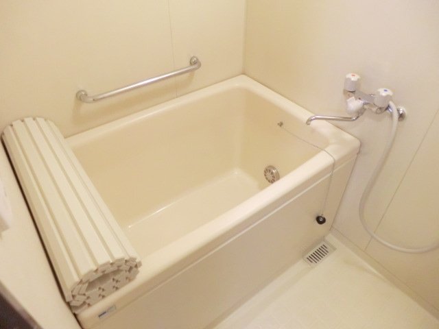 アメニティ芦田第3マンション＞浴室
